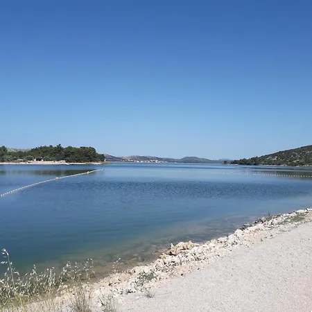 Feriehus Am Wasser - Kuca Rio - Iberische In Dalmatien *