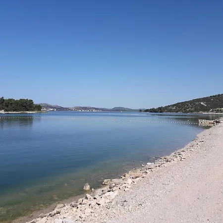 Feriehus Am Wasser - Kuca Rio - Iberische In Dalmatien